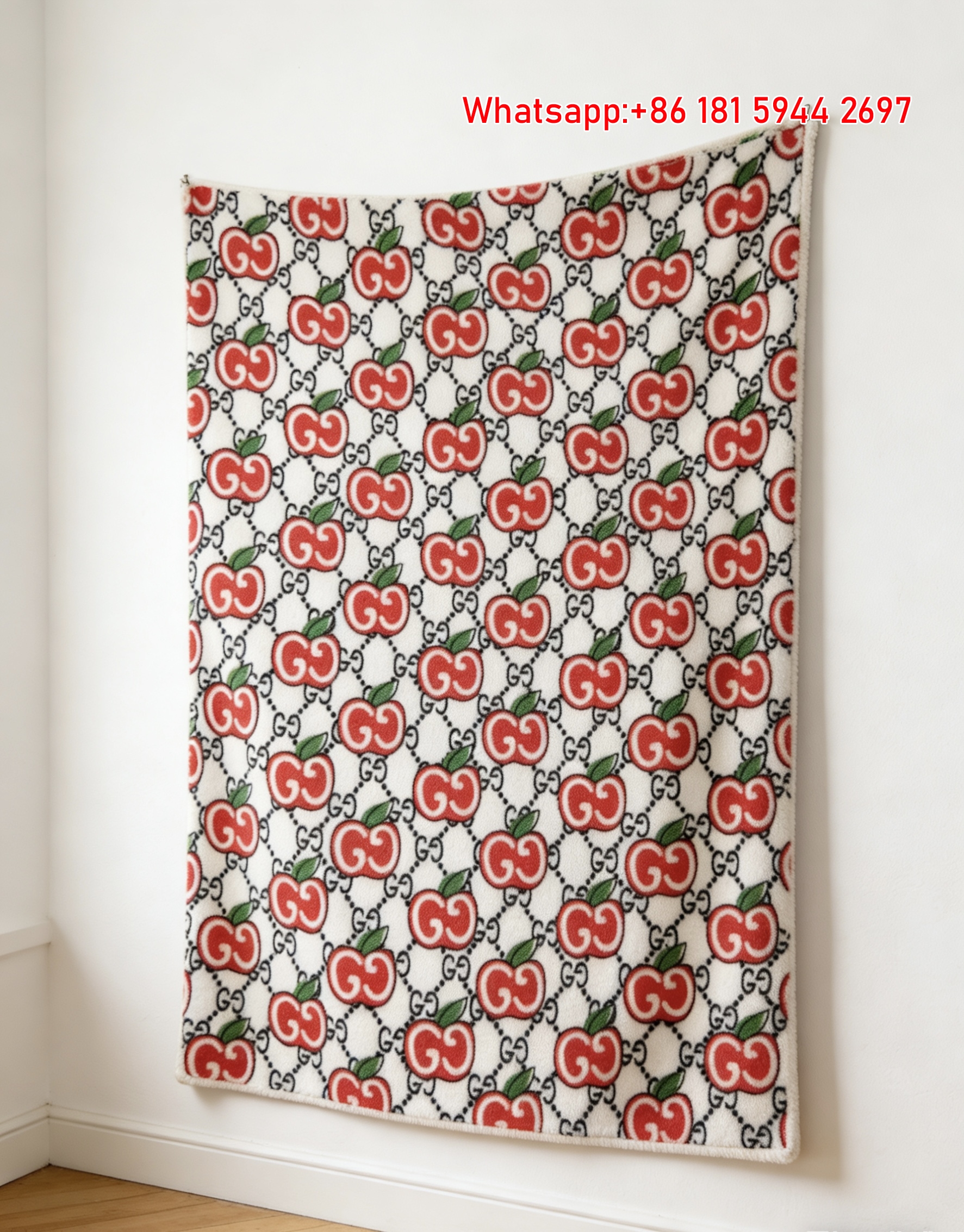 Gucci Apple Monogram Throw Blankets Gucci Fruit Motif Tapestry IMG_2863